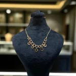 گردنبند طرح حلقه‌های طلایی