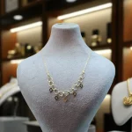گردنبند طرح حلقه و لوزی