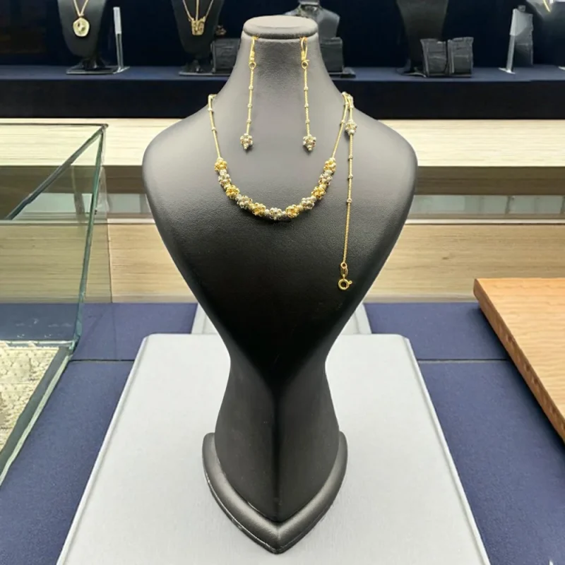 سرویس طلای دوریکا طرح گلی - Image 1
